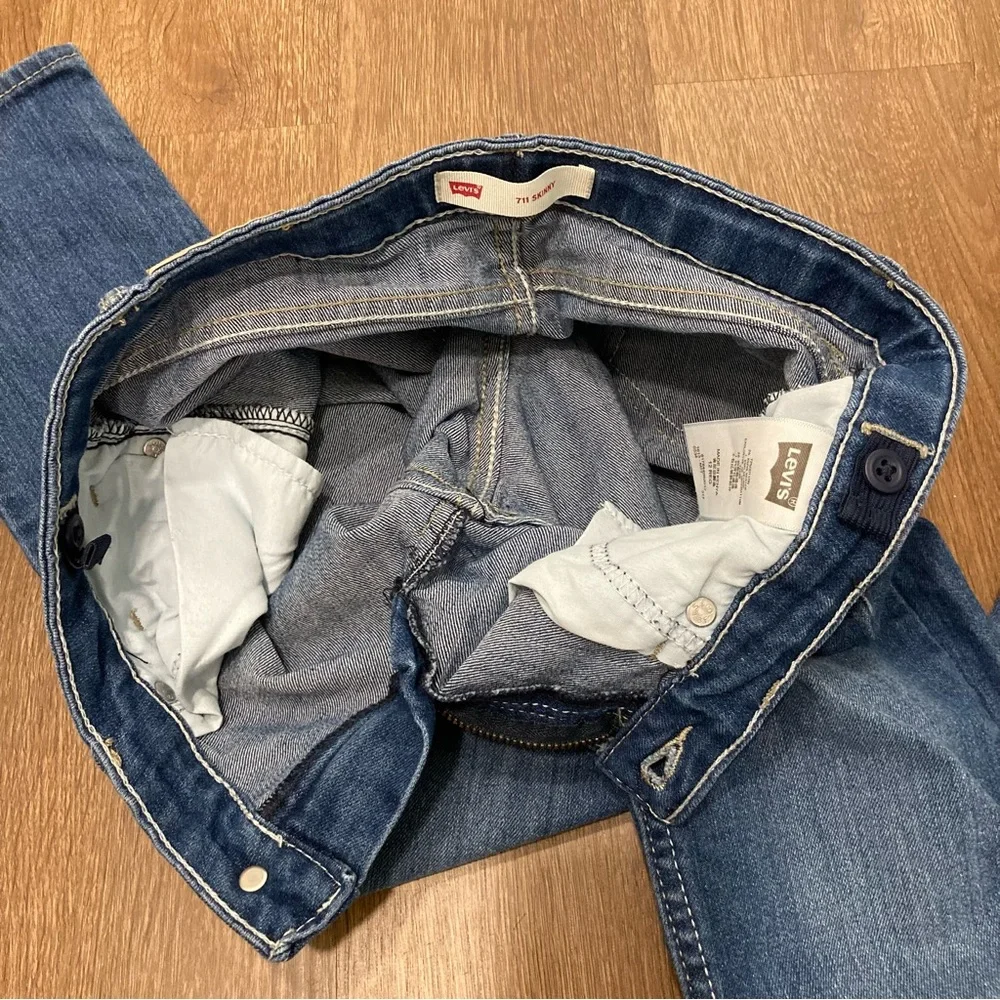 Girls Size 12 Levi’s 711 Skinny Red Tab Blue Jeans
